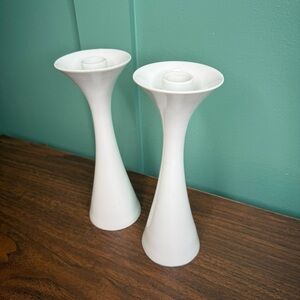 Fürstenberg Tulip Porcelain Candlestick Pair Wilhelm Wagenfeld Atomic MCM Taper